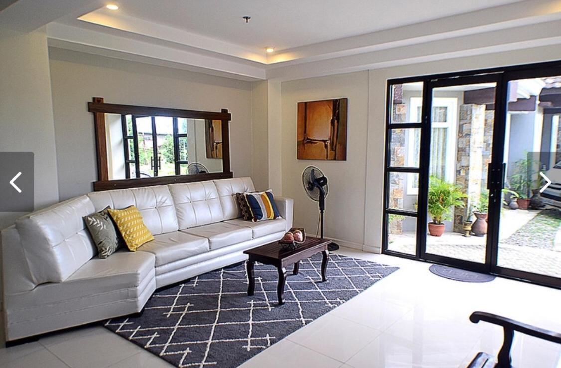 The Guest House Laoag Dış mekan fotoğraf